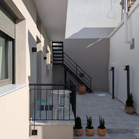 Ekavis House And Terrace