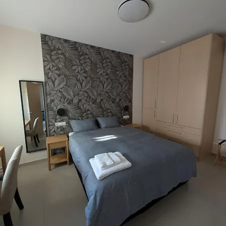 Ekavis House And Terrace Semesterbostad