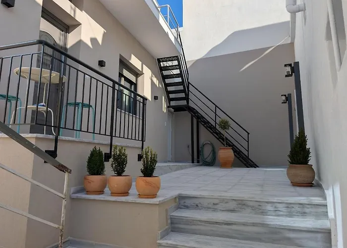 Semesterbostad Ekavis House And Terrace *