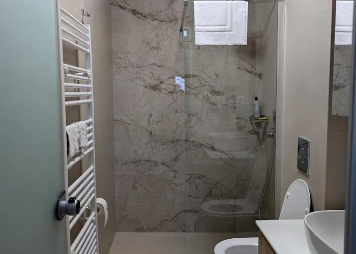 Ekavis House And Terrace